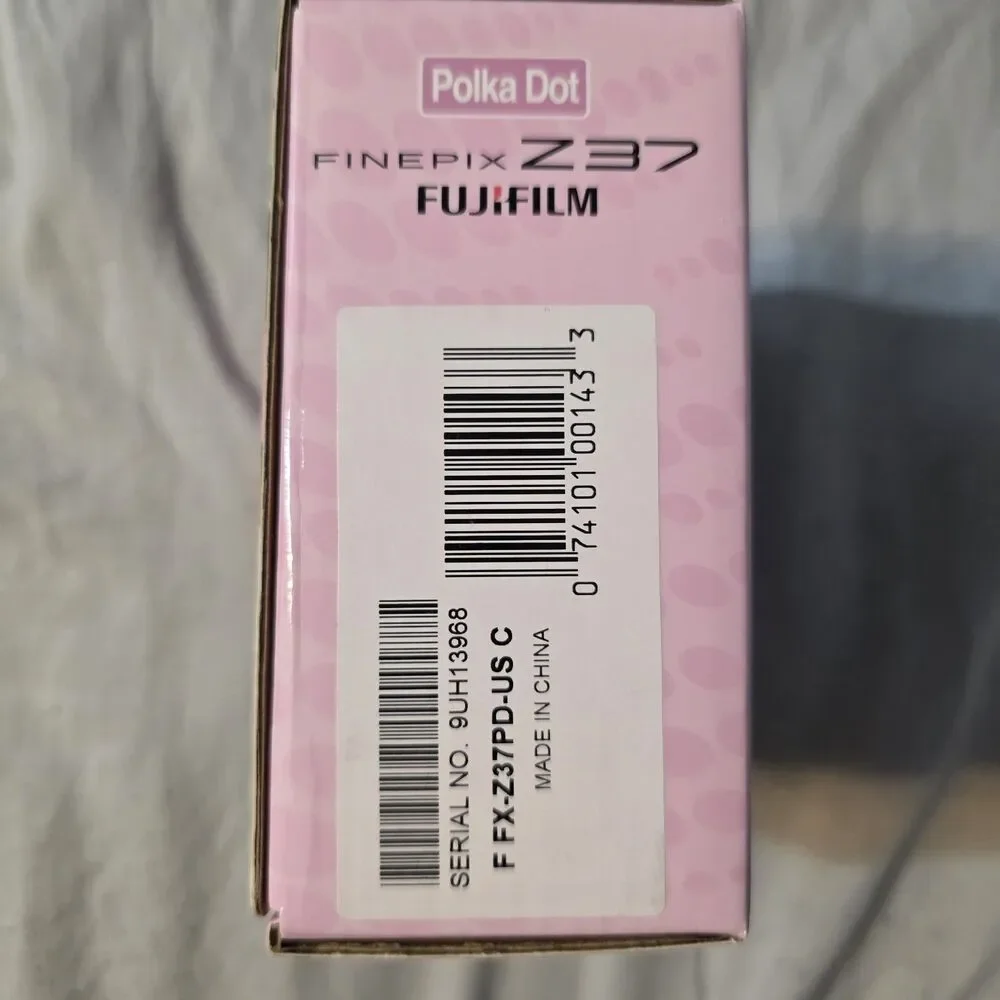 Fujifilm FinePix Z37 Pink Polka Dot Digital Camera 3x Zoom